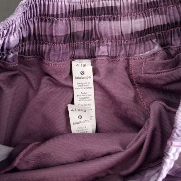 Lululemon Runing Shorts - Picture 3 of 6
